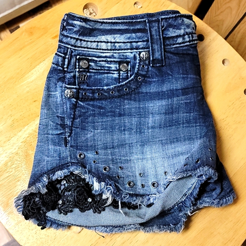 NWOT Miss Me shorts